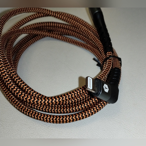 ToughTested Braided 6 Ft. Cable with USB to Lightning Cable UNUSED - Picture 2 of 5